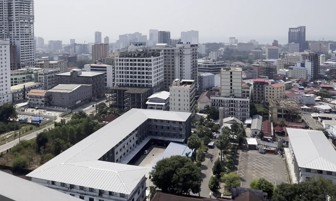 Pogled iz stana u Air Apartments na Sihanoukville, snimak telefonom 2026